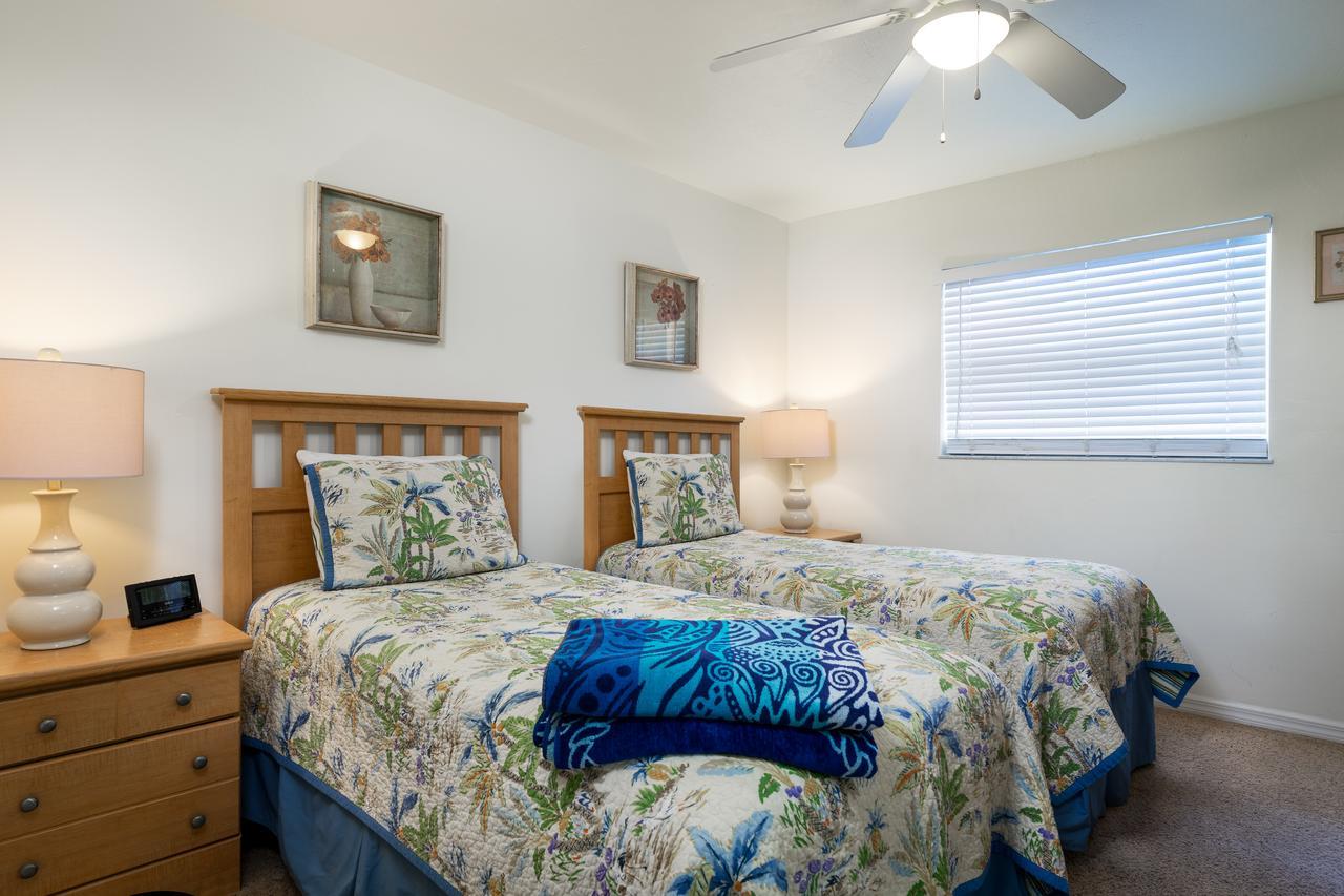 Gulf Breeze Condos Fort Myers Beach Exterior foto